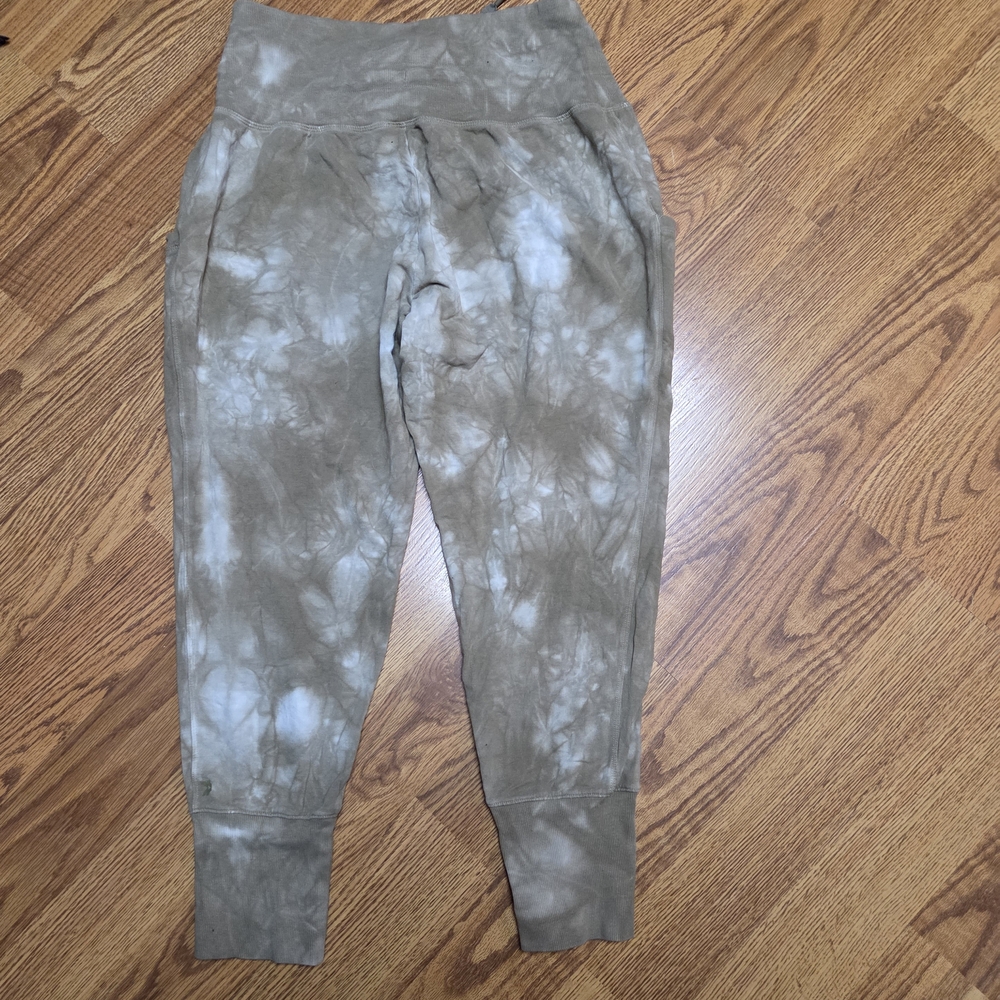 All in Motion Tie-Dye Sweatpants Size Medium - Picture 6 of 6